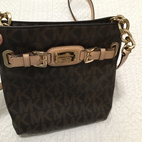 Michael Kors purse - Picture 3 of 5